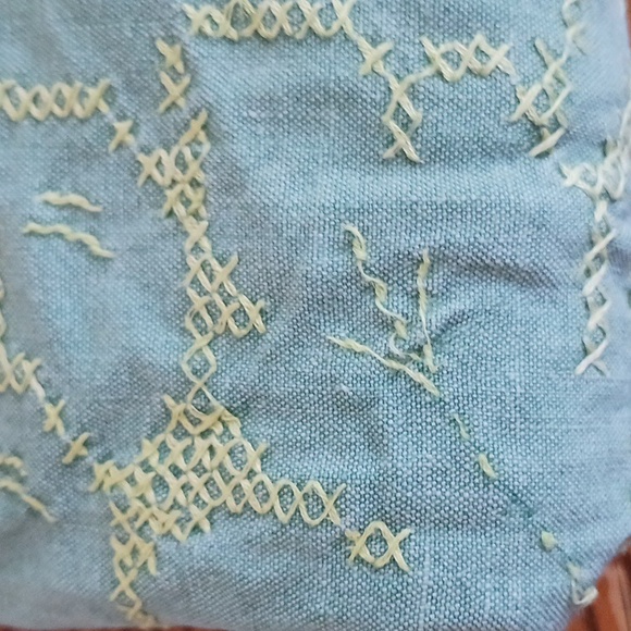 Tablecloth green yellow rectangle countrycore stitch 62x56" Dining Linens - Picture 3 of 6